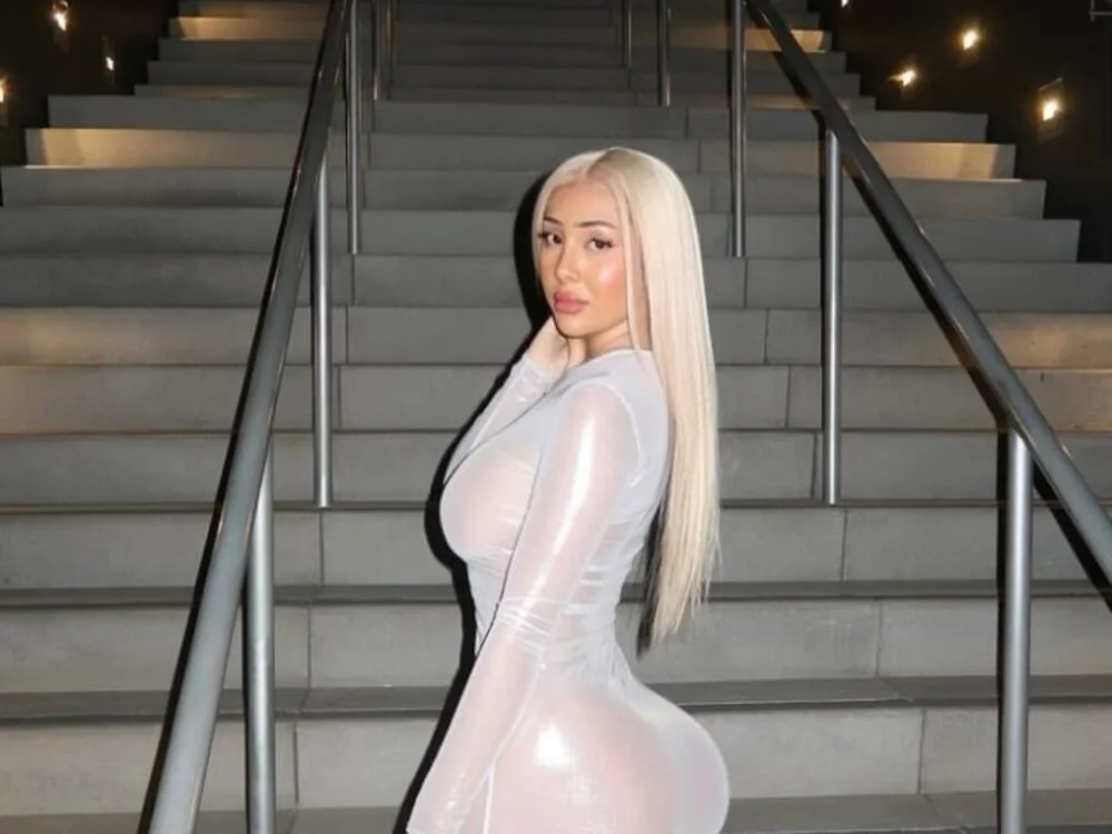 Khokha_holwa Offline XXX-Chat