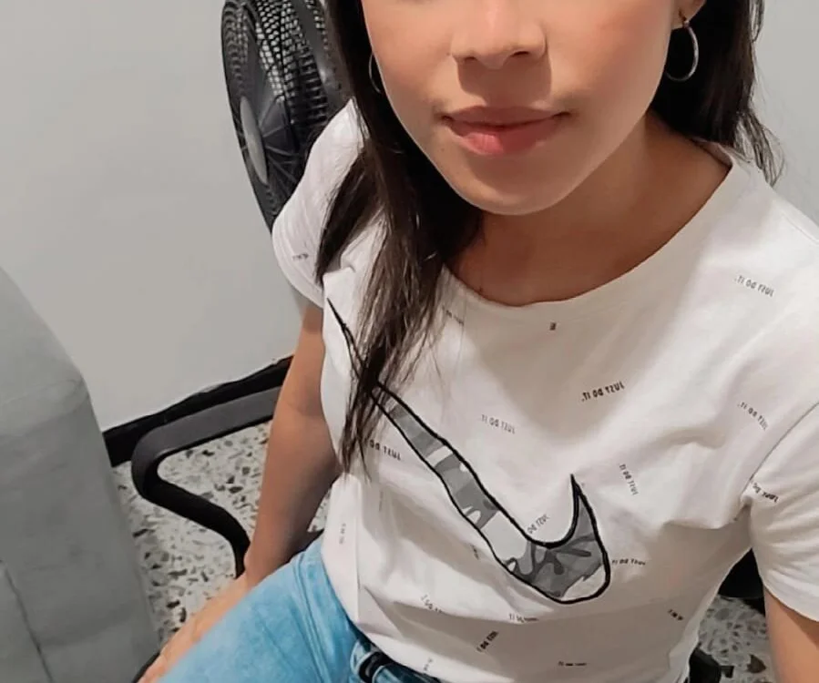natashapoll1's Offline Chat Room