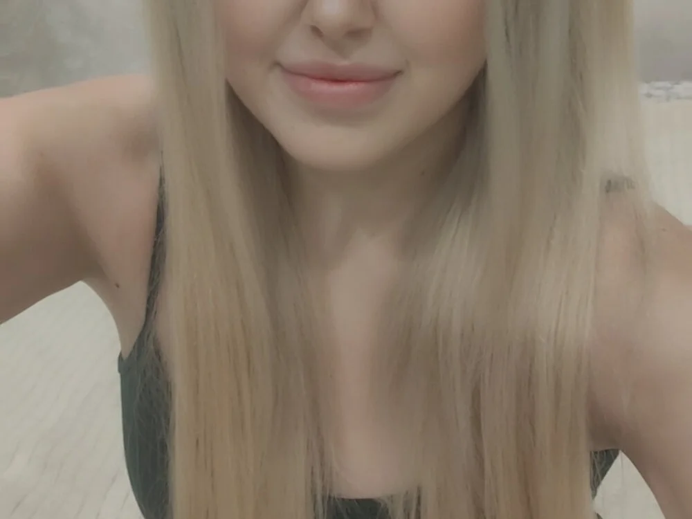 Zomiii1 offline XXX-chatje