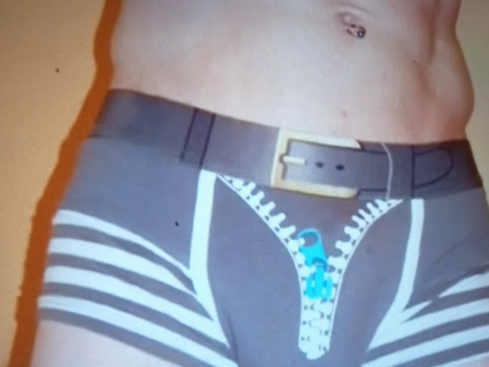 دردشة AmnesicEminence الجنسية دون اتصال