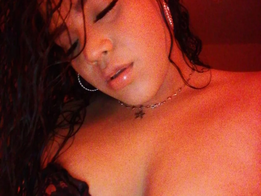 sophiahot_thick অফলাইন XXX চ্যাট