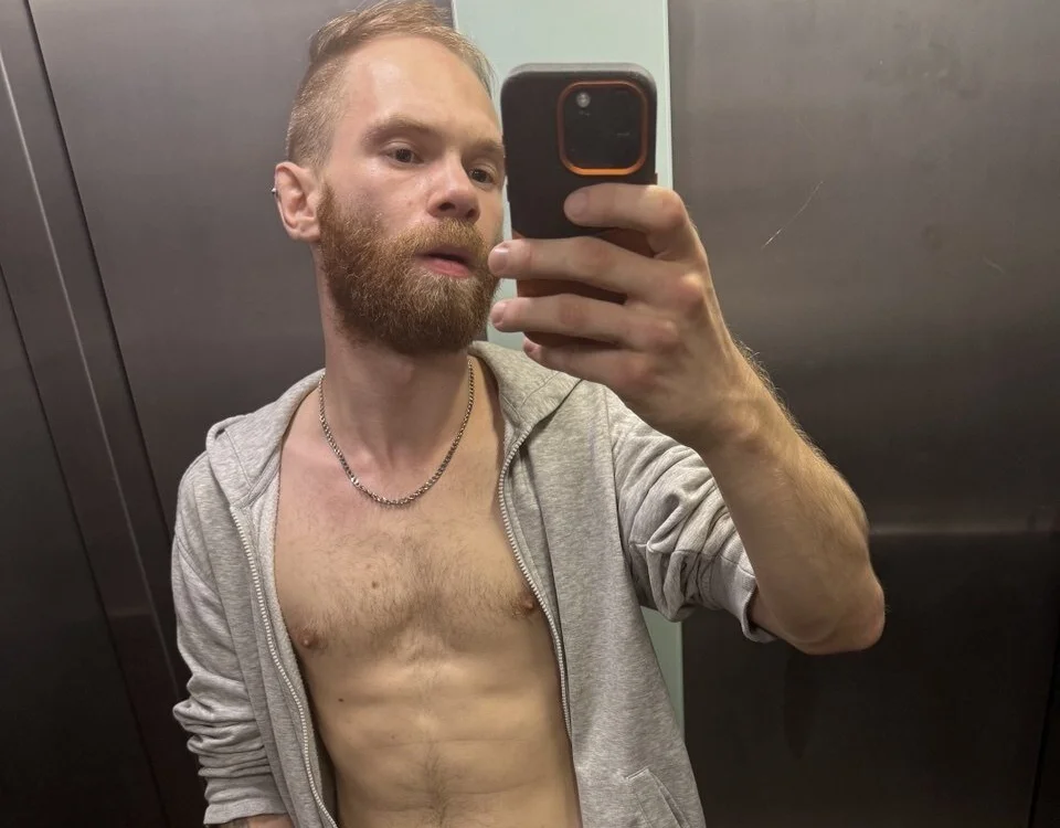 fcuk24 Offline XXX-chat