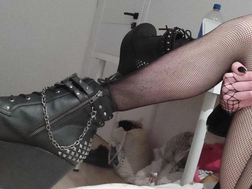 Chatroom XXX hors ligne de LunAnaLovE