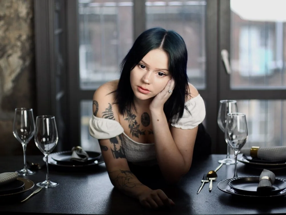 Chat +18 off-line de kitten_murray_