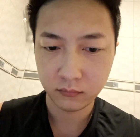 q1a2z2w4s5x6's Offline XXX Chat