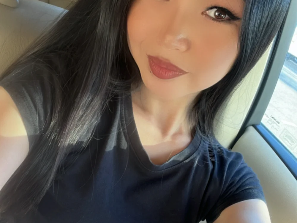 black_whore's Offline Chat Room