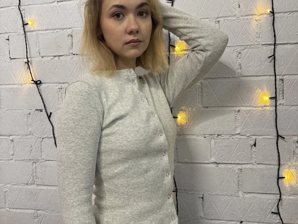 NellyOki Live XXX-Chat