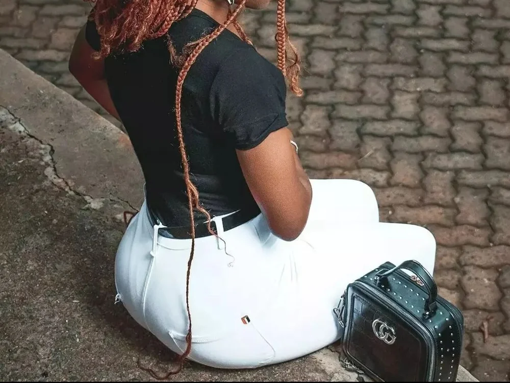 _BOOTYRISKY's Offline XXX Chat