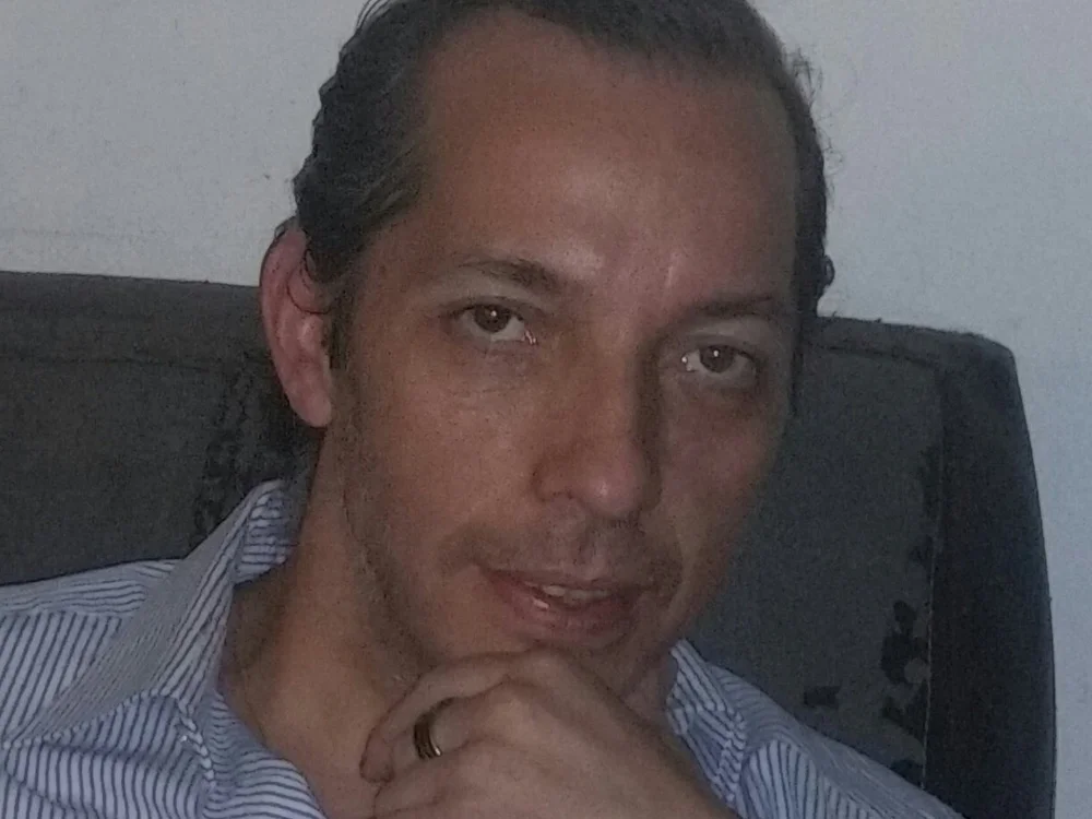 Paulo_Italiano offline chatrum