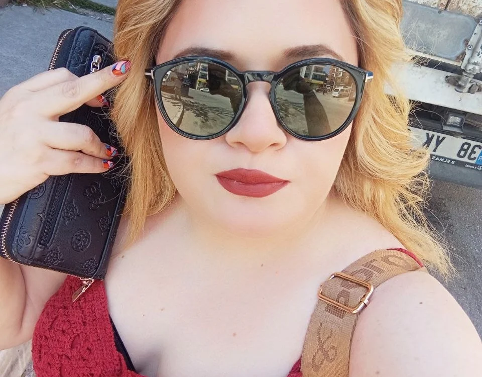 Elifcik035's Offline XXX Chat