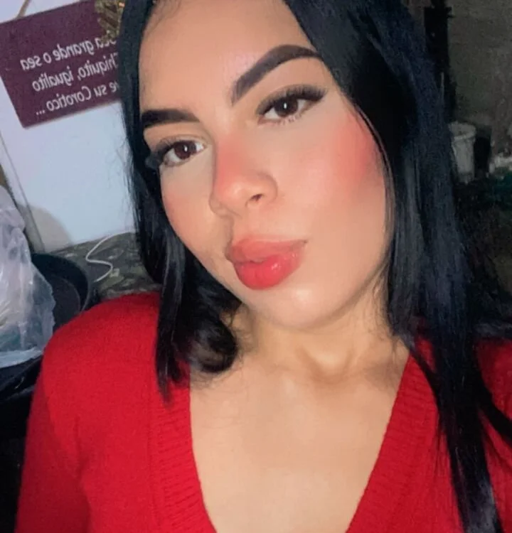 Melani_324 offline chatrum