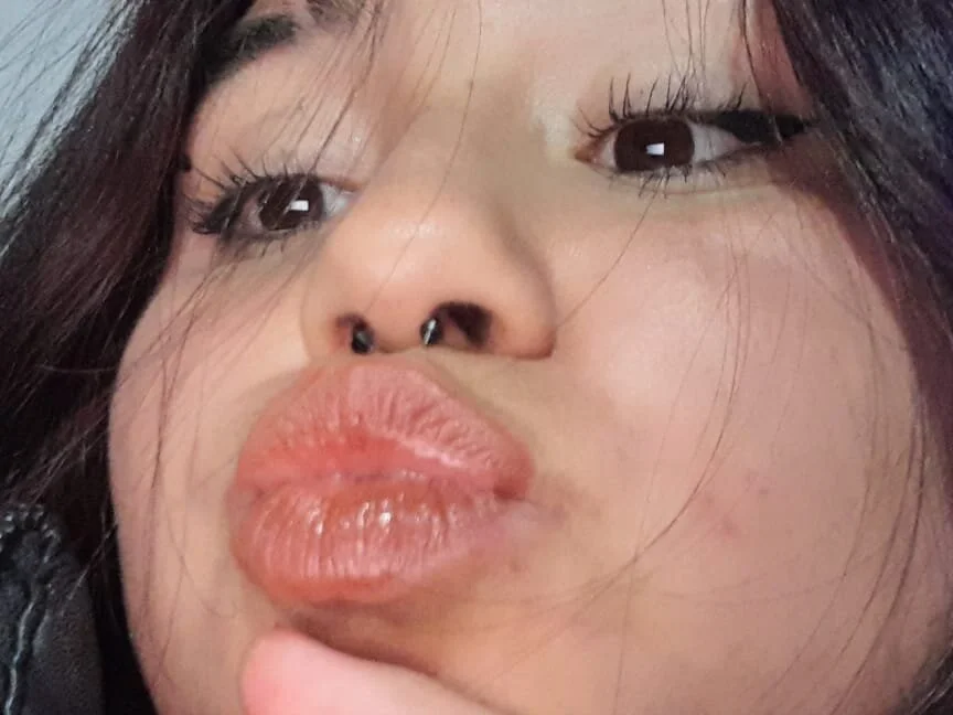 Chatroom XXX hors ligne de NiniSweet