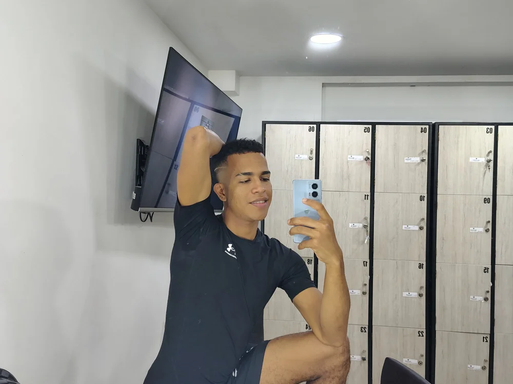 ห้องแชทออฟไลน์ของ Axton_Vera