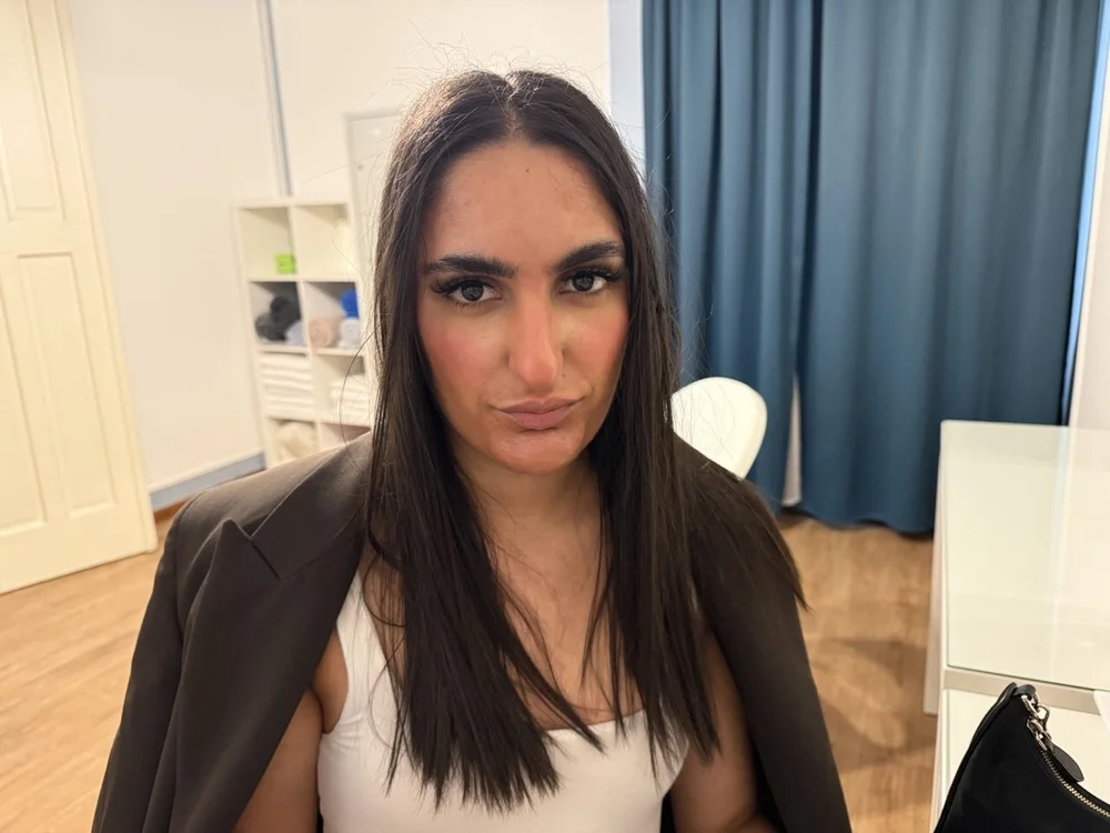 Amelia_Brrown's Offline XXX Chat