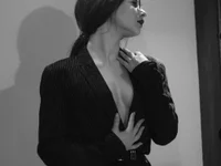 Amelia_Vesper Chat XXX in diretta