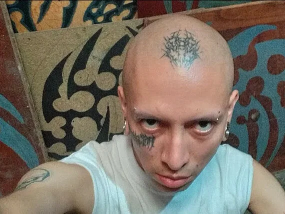 deivid_estrada 離線 XXX 聊天