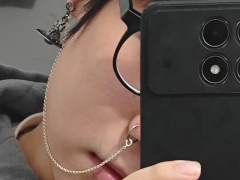 EmoAsianBoy 離線 XXX 聊天