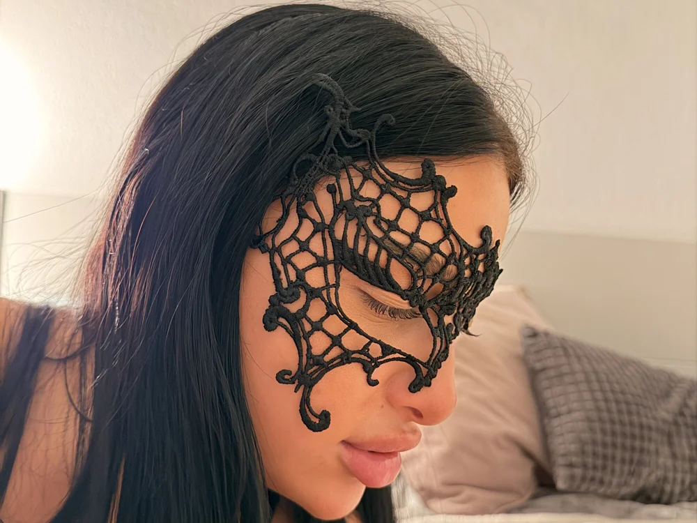 LuxePlayhouse – Offline XXX chat