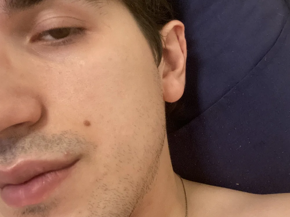 LucaDonna998's Offline XXX Chat