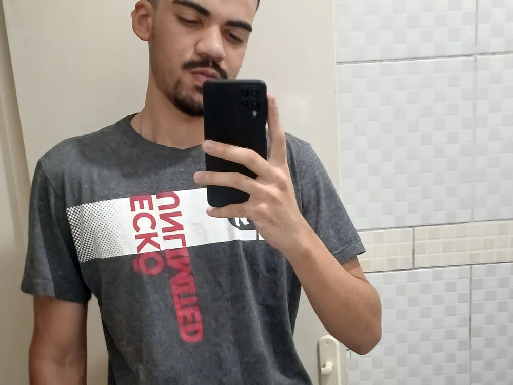 albert0204gg offline chatrum