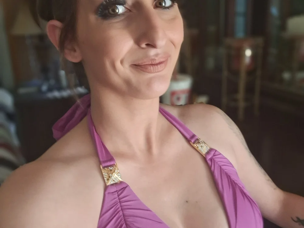 MamiChula9696 Offline Chatraum