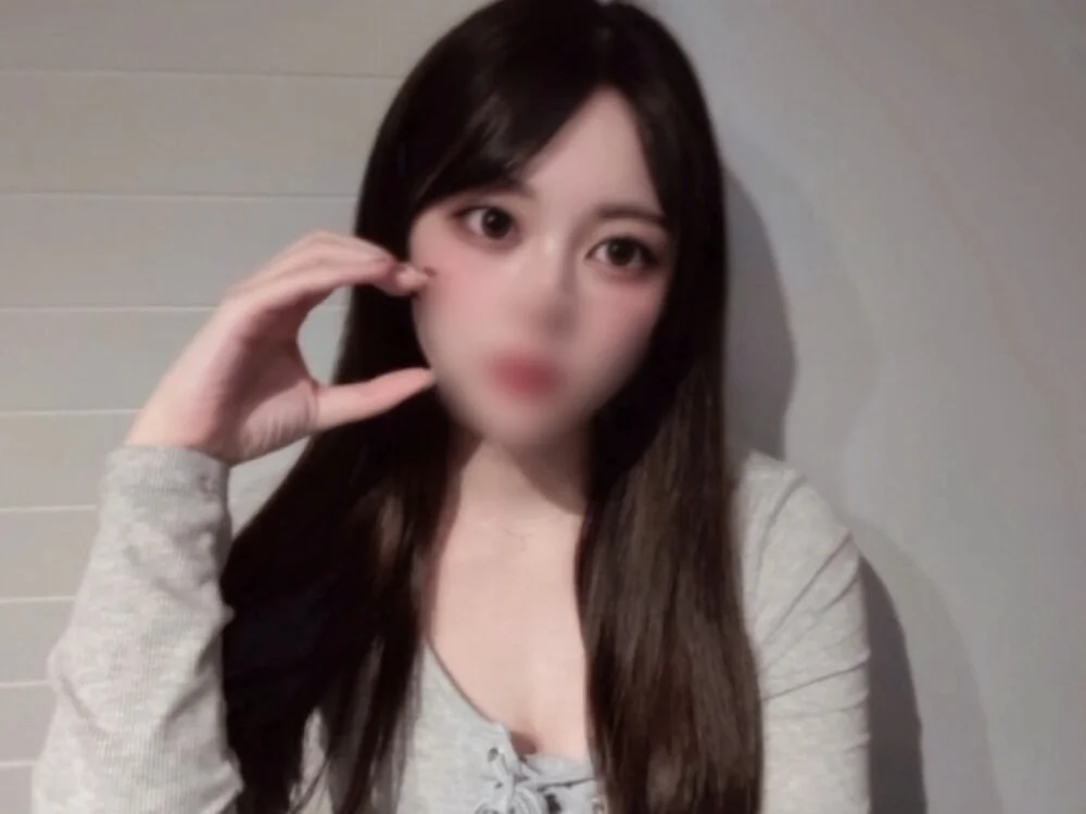 m_i_o_c_h_a_nのオフラインXXXチャット