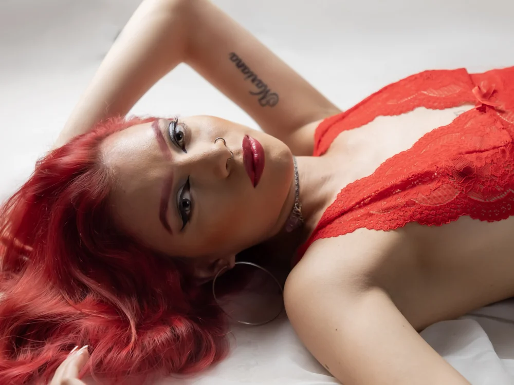 Isabeladvereux's Offline XXX Chat