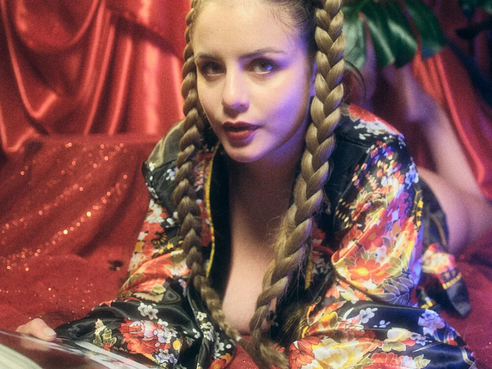 nancydiamond1's Offline XXX Chat