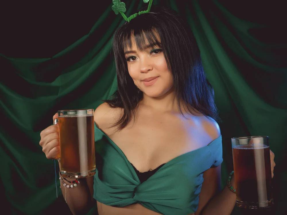 Chat +18 de Ashleey__Sweet_ ao vivo