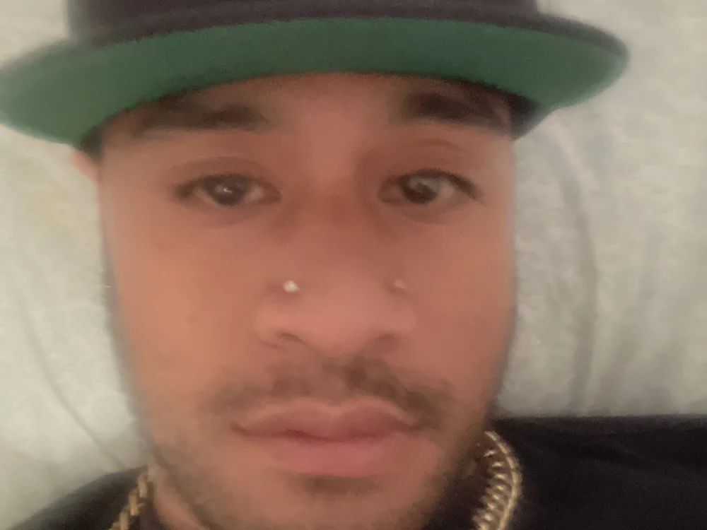 SUCKTEENUTT offline XXX-chat