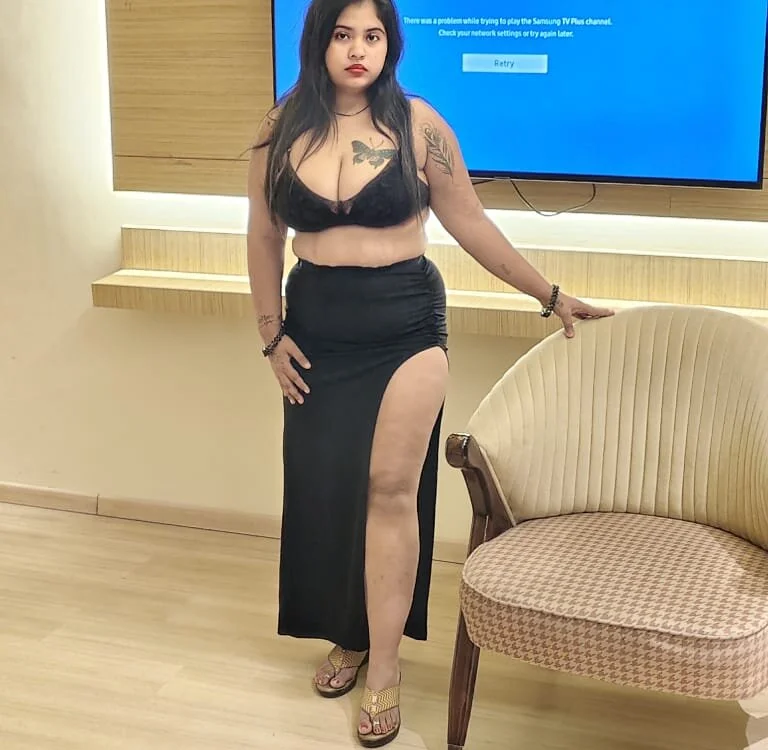 hotrishita's Offline Chat Room