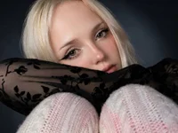 evianlui's webcam live show