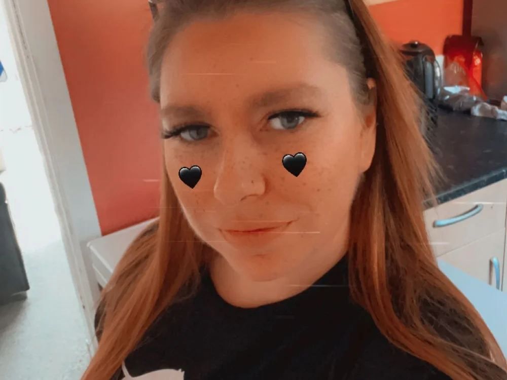 Amelia-RayX's Offline Chat Room