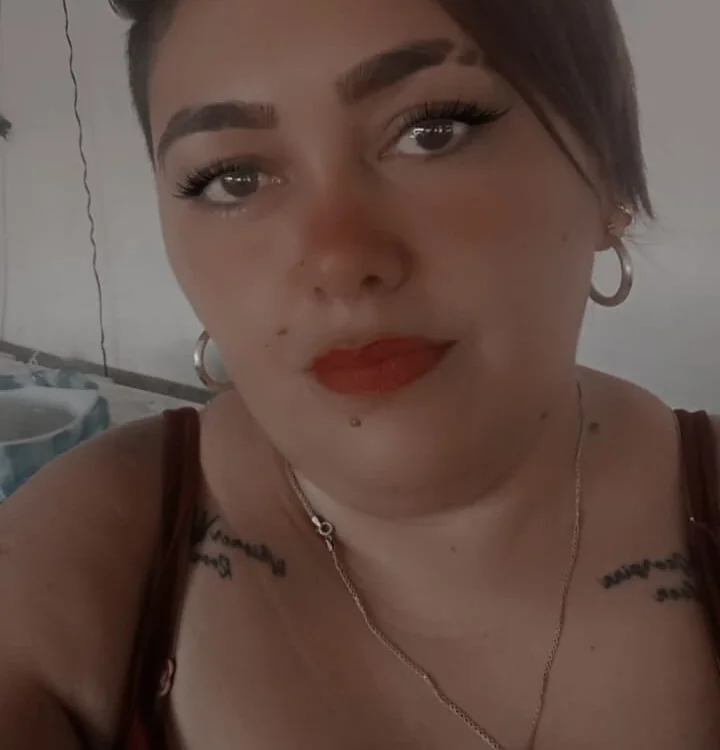 linzzay's Offline Chat Room