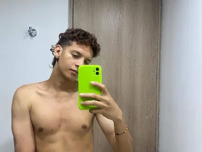 Офлайн-чат XXX tylernova