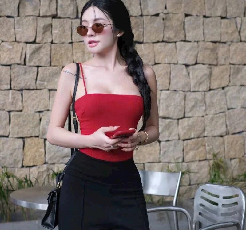 Night_owl111's Offline XXX Chat