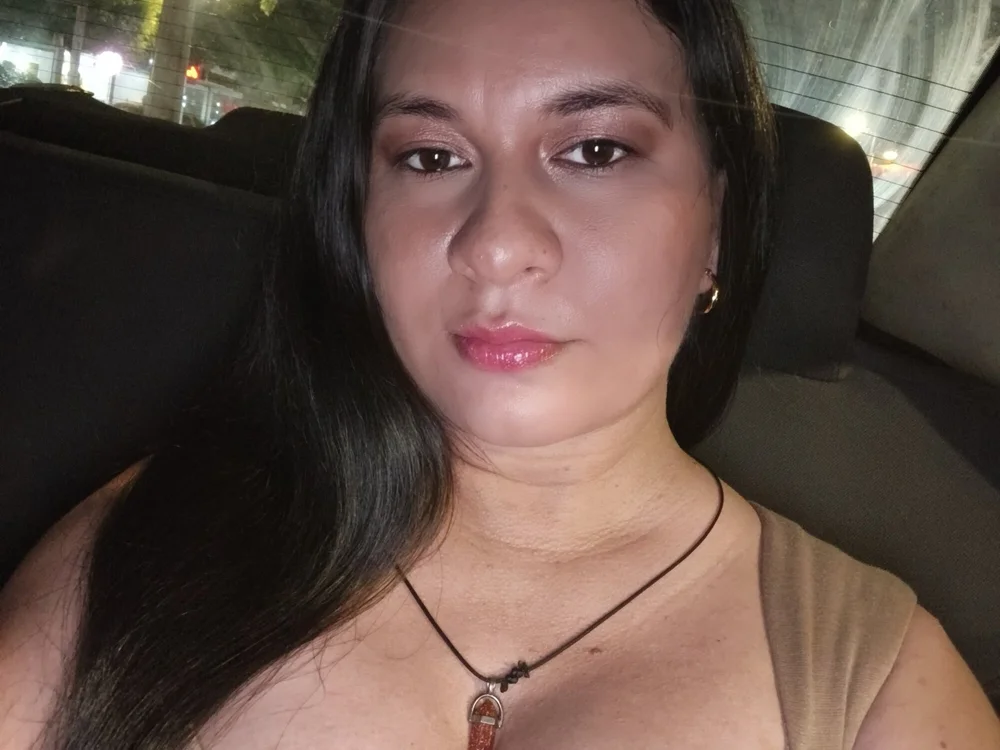 _misscamila1's Offline XXX Chat