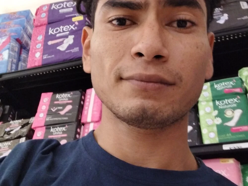 Vampu98 离线XXX聊天