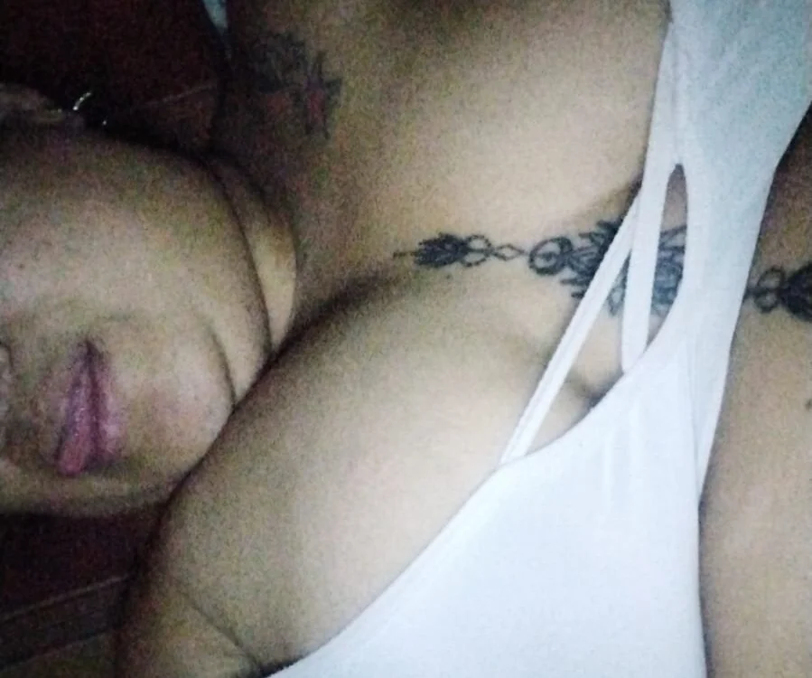Kiara_Noxn Offline XXX chat