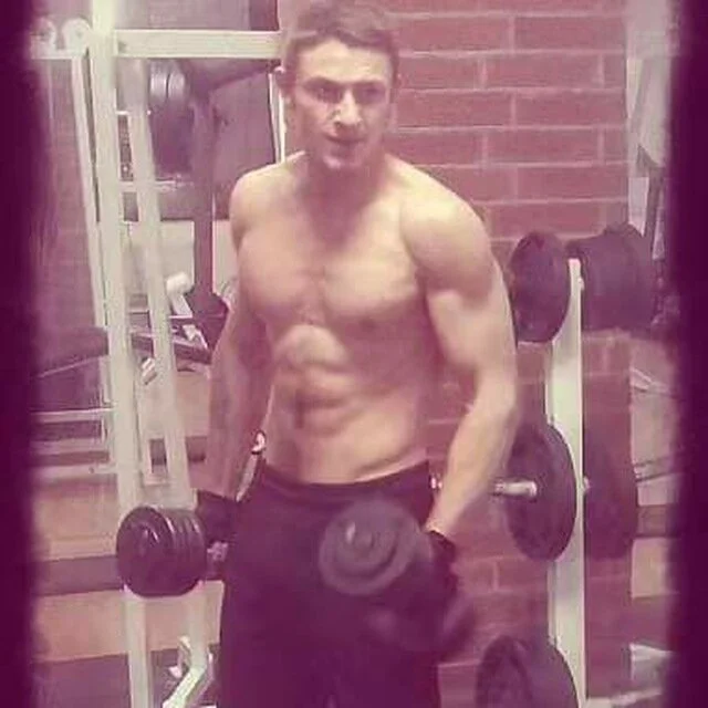 Alexxhab 離線 XXX 聊天