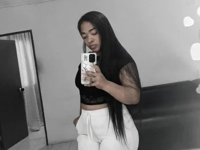 La_Negra318 webcam preview