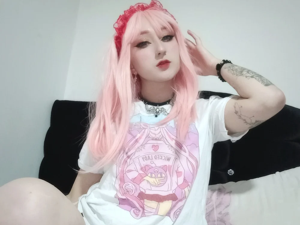 Sakura-sunflower's Offline Chat Room
