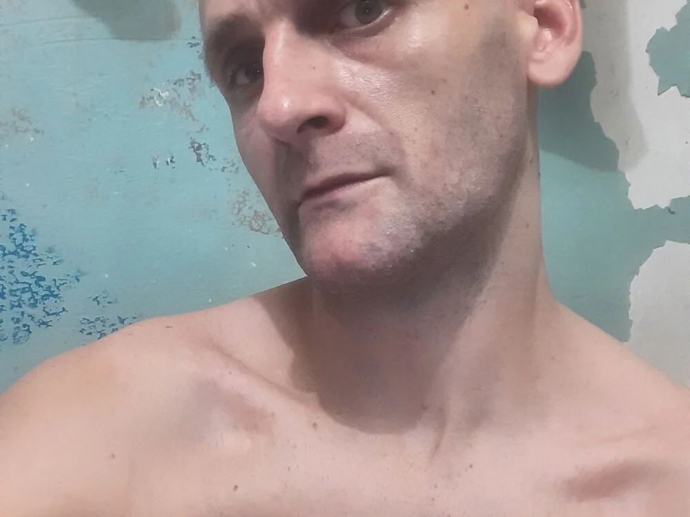 Czar22813のオフラインXXXチャット