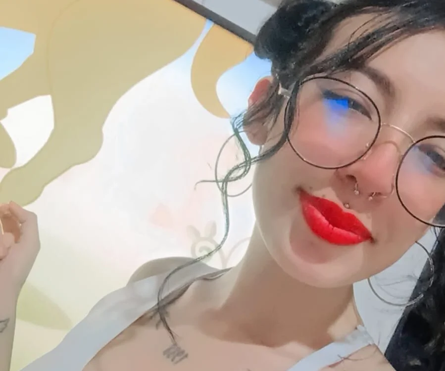 noa_jones_'s Offline Chat Room