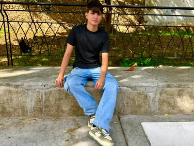 Naim_TheKing Chat XXX offline