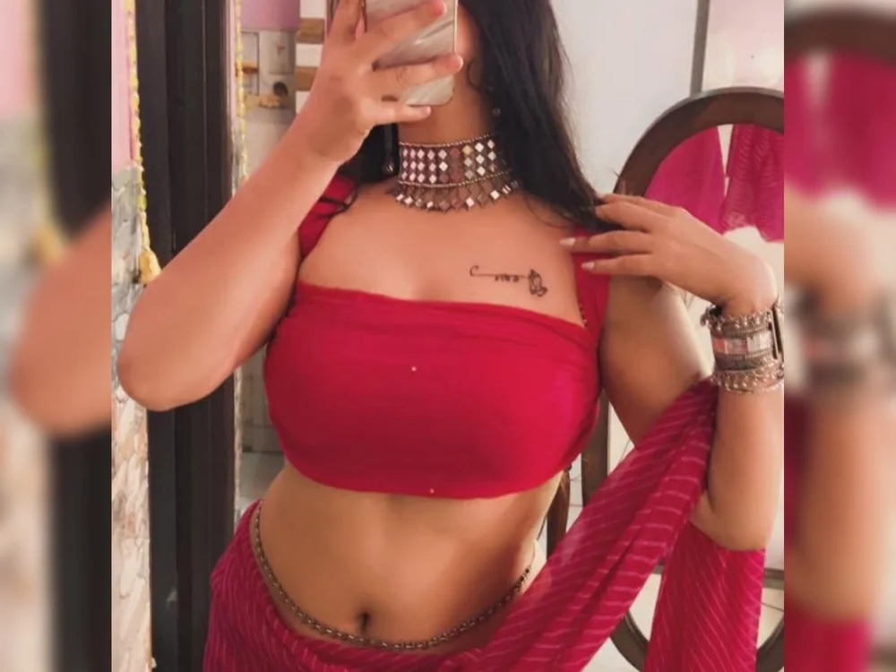 Cute_Shanaya_143 Offline XXX-Chat