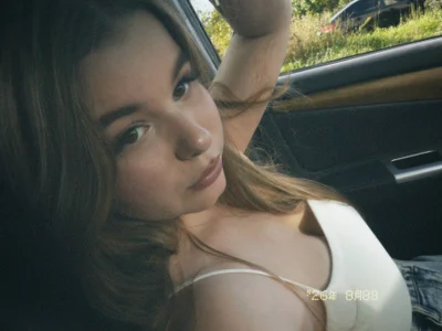 LiviaSmelser - Girl 