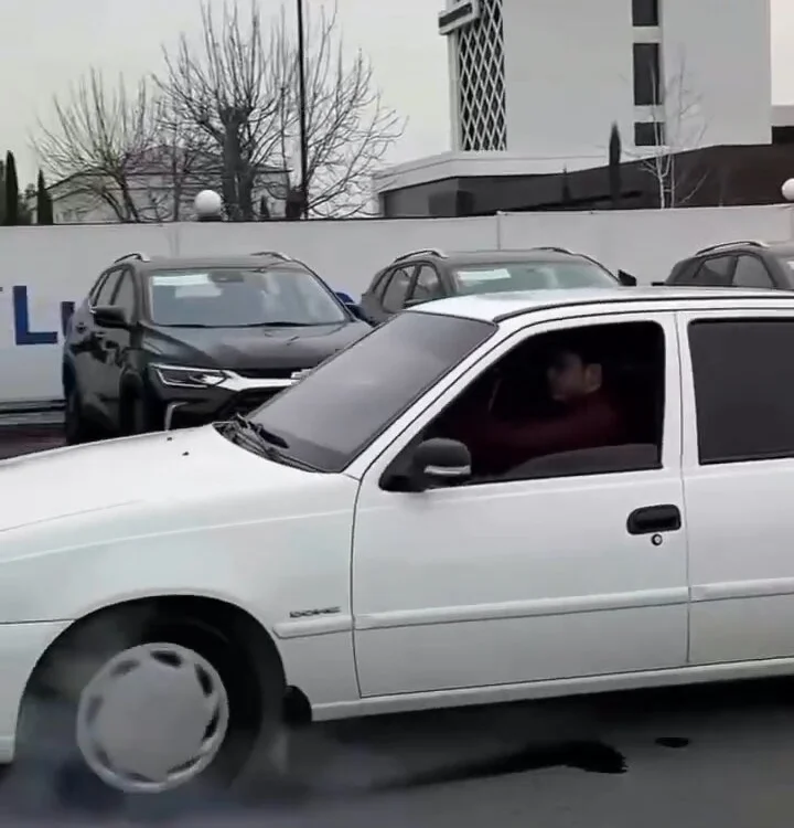 Offline chatovací místnost querni
