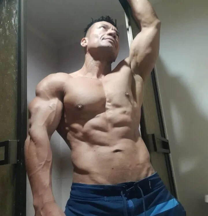 ห้องแชทออฟไลน์ของ ken_muscle