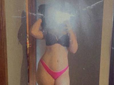 CowgirlCutie Female Masturbation Chat Cam